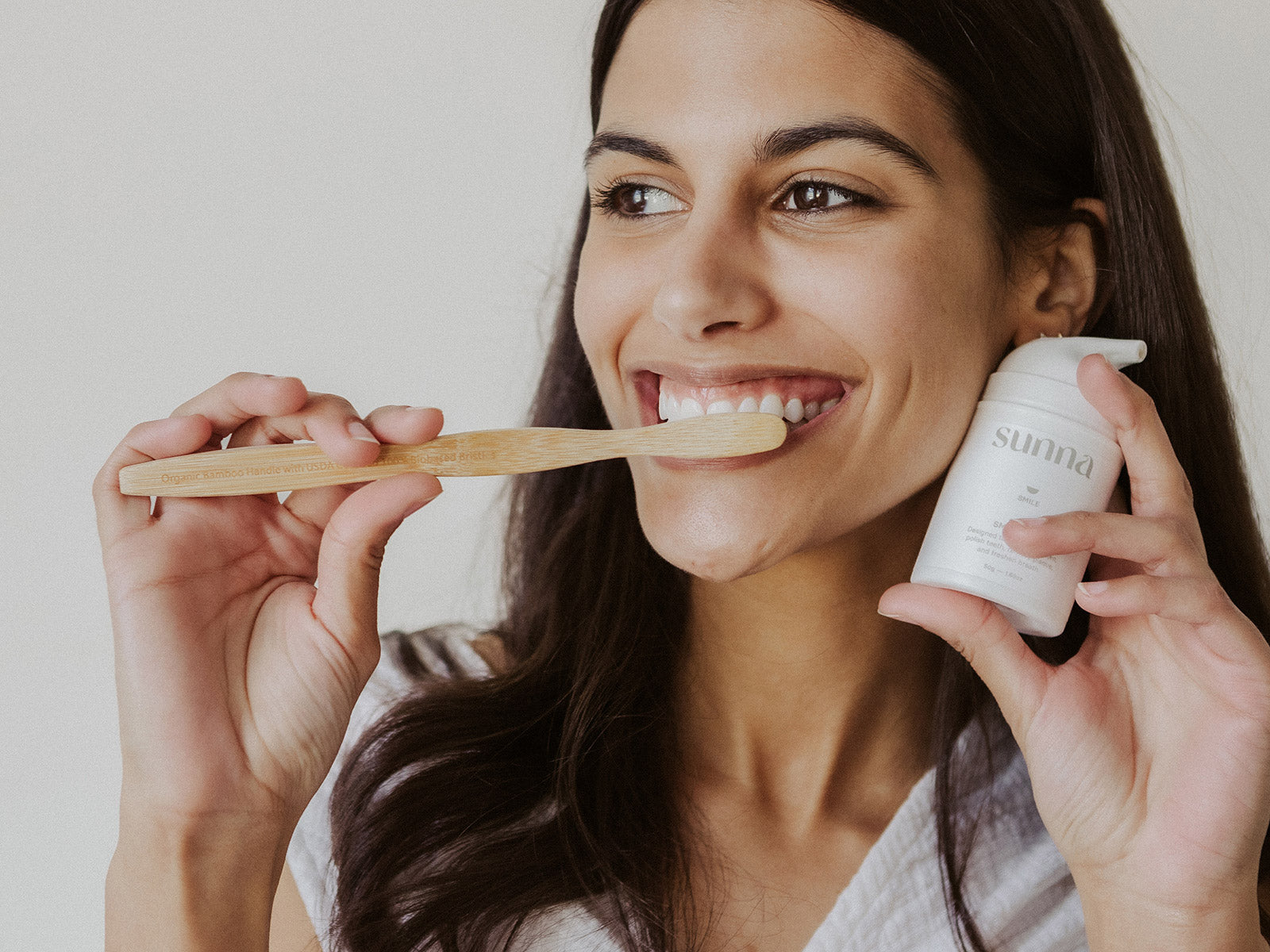 How to get over 50% of your clients to book a SunnaSmile Teeth Whitening session