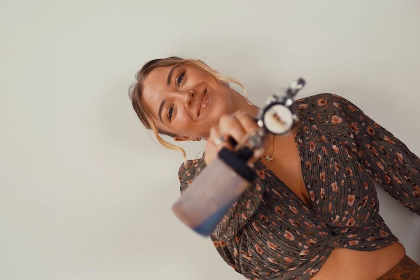 Episode 4: Chelsea Rae’s Success with SunnaTan – Sunna Pro